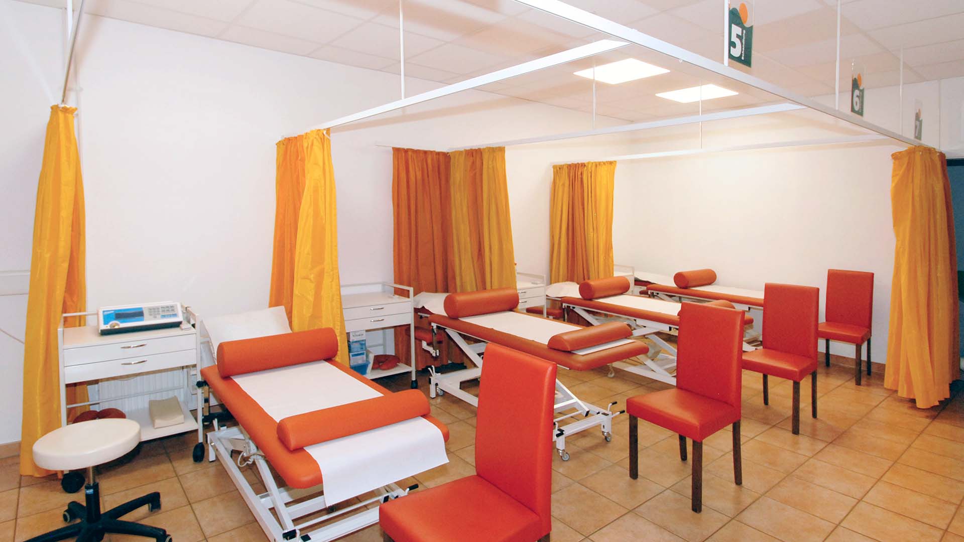 Behandlungszimmer Behandlungszimmer