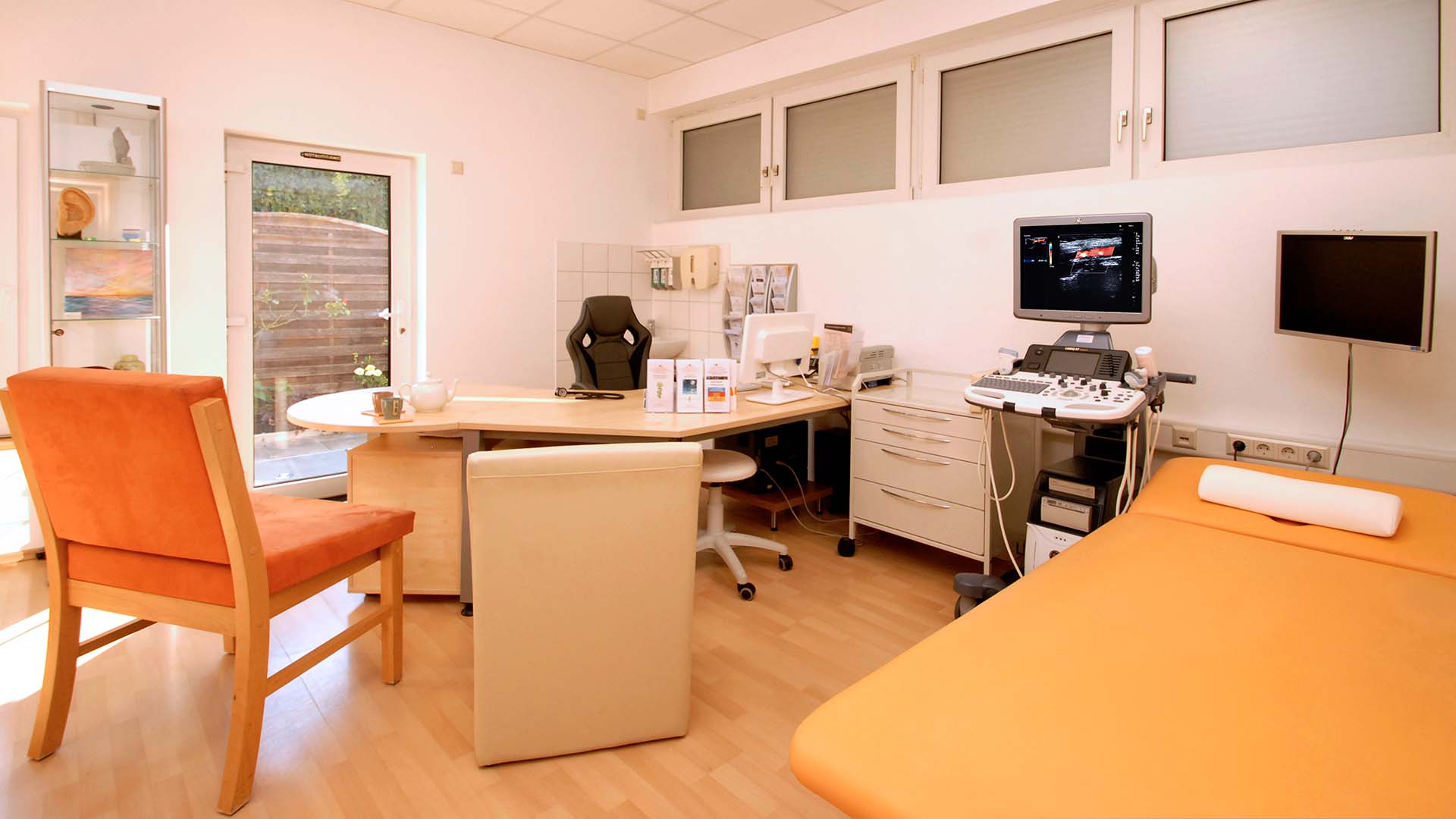 Behandlungszimmer Behandlungszimmer